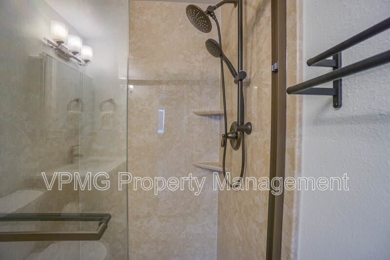 Vancouver House: 9600 NE 132nd Ave