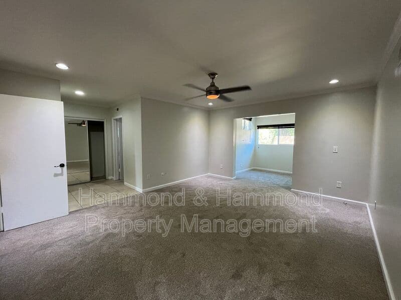 Granada Hills House: 16751 San Fernando Mission Blvd.