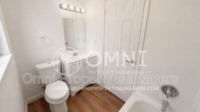 Detroit Condo: 11360 Wyoming Ave