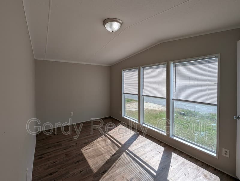 Grand Ridge House: 2146 Shadow Bay Drive