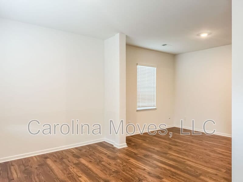 Greer House: 6 Corbel Dr