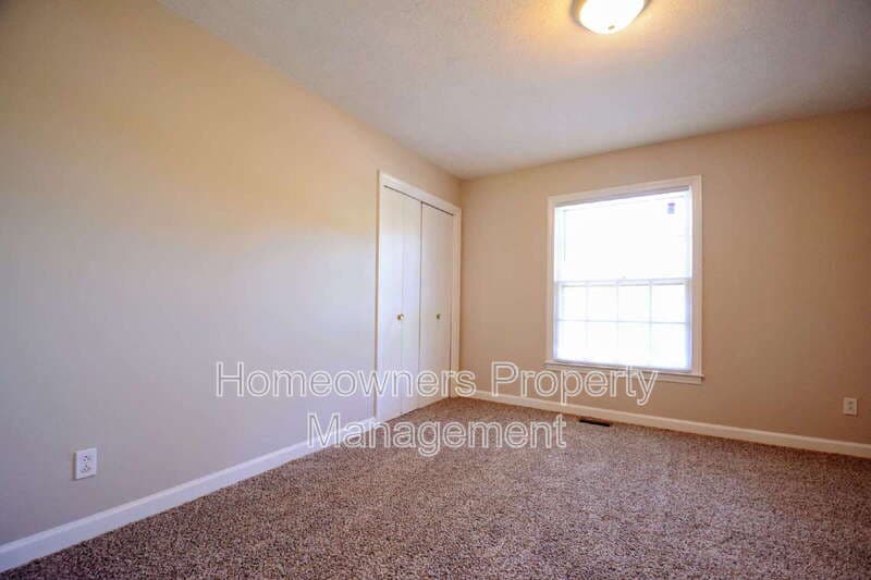 Fayetteville House: 1509 Paisley Ave