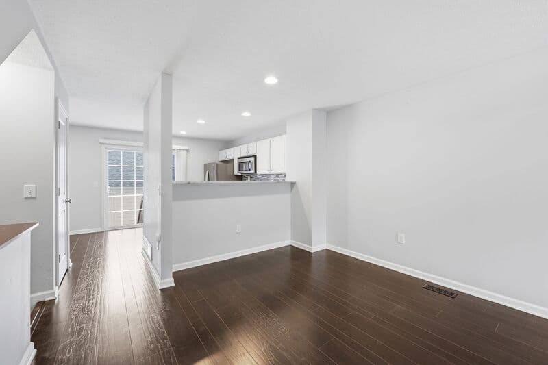 Dublin Townhome: 5310 Cross River Falls Blvd