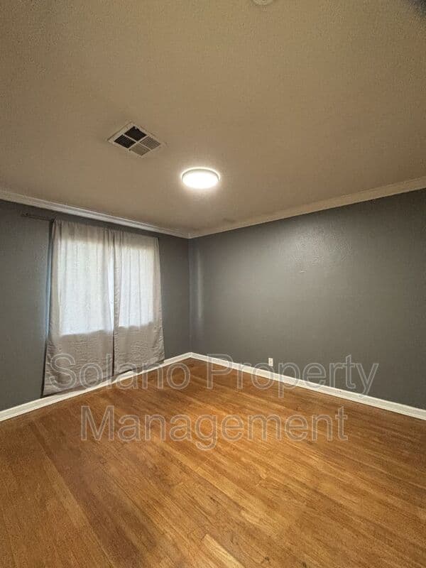 Vallejo House: 2414 Tennessee Street