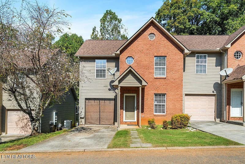Knoxville Townhome: 8709 Mowbray Way