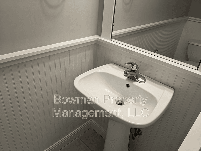 Athens Condo: 660 Barnett Shoals Rd