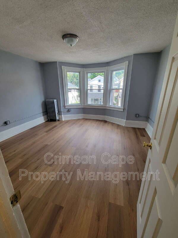 Wilkes-Barre Townhome: 41 Hutson St
