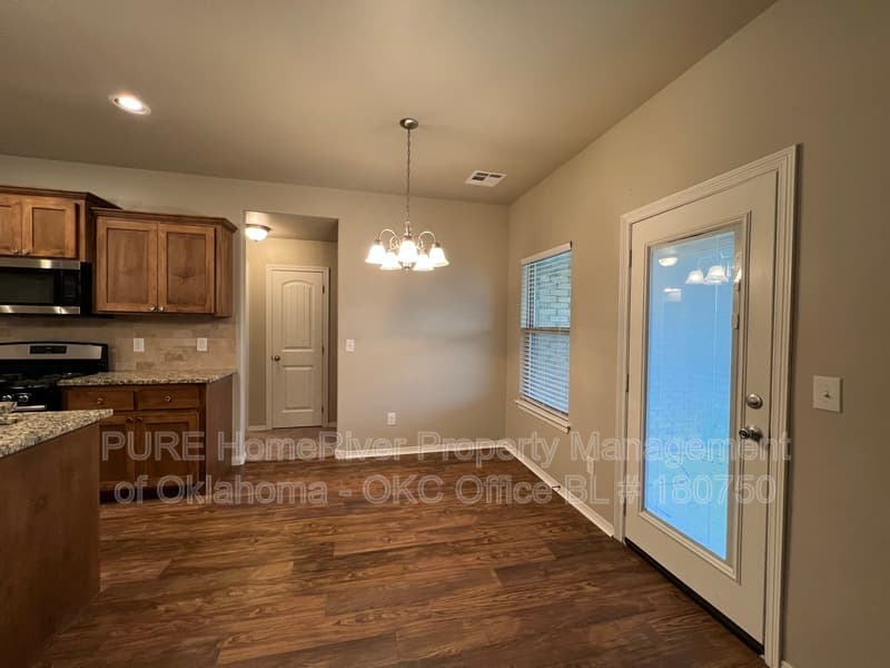 Yukon House: 4712 River Mesa Dr