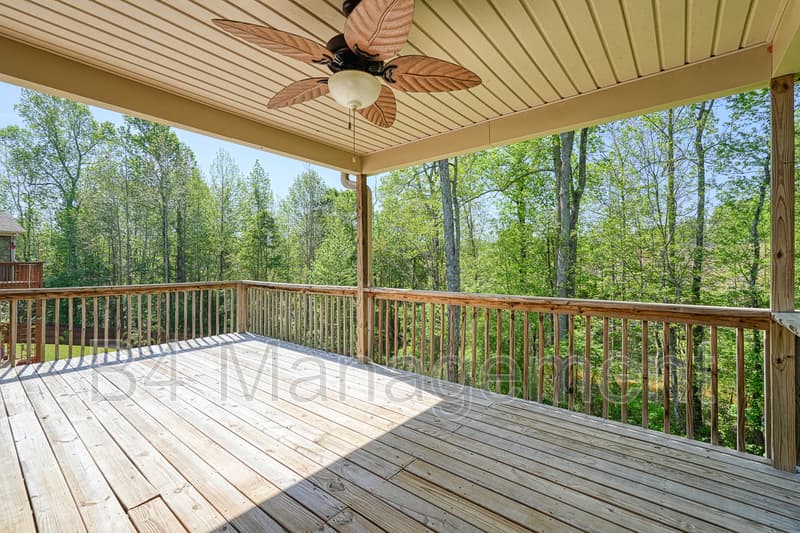 Inman House: 151 Harvest Ridge Drive
