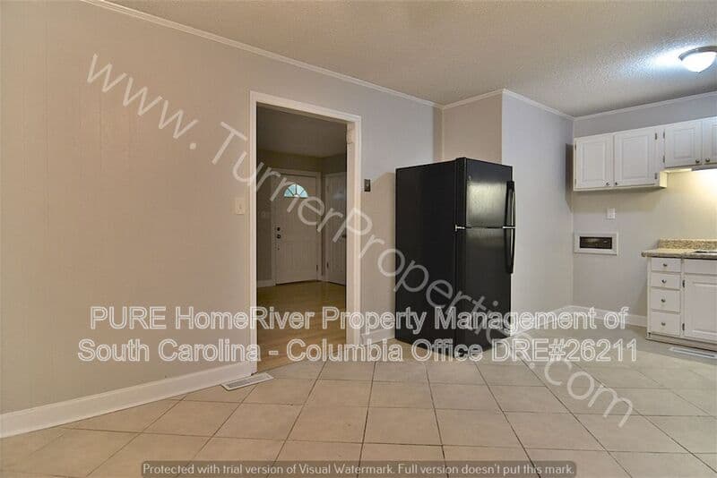 Hopkins House: 112 Harmon Hill Ct