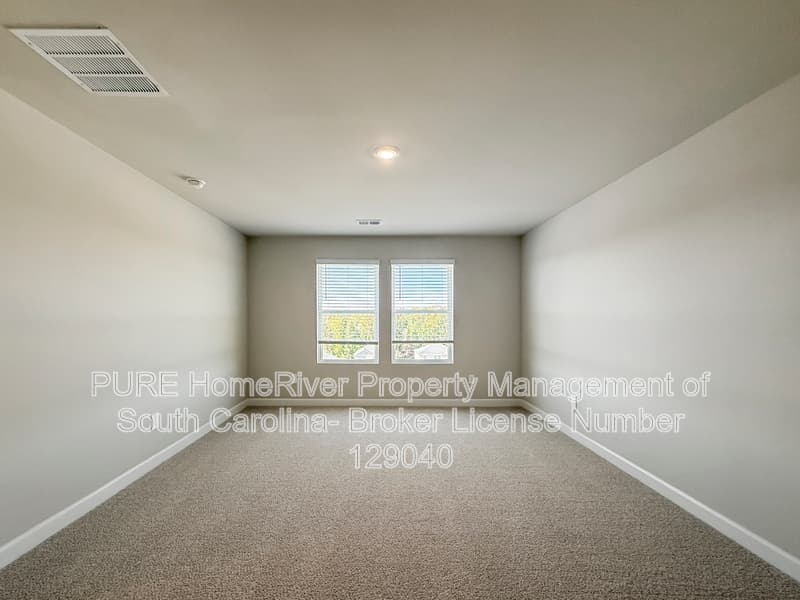 Spartanburg House: 210 Moretz Pl