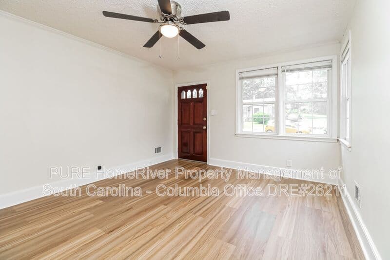 Columbia House: 2308 Manse St