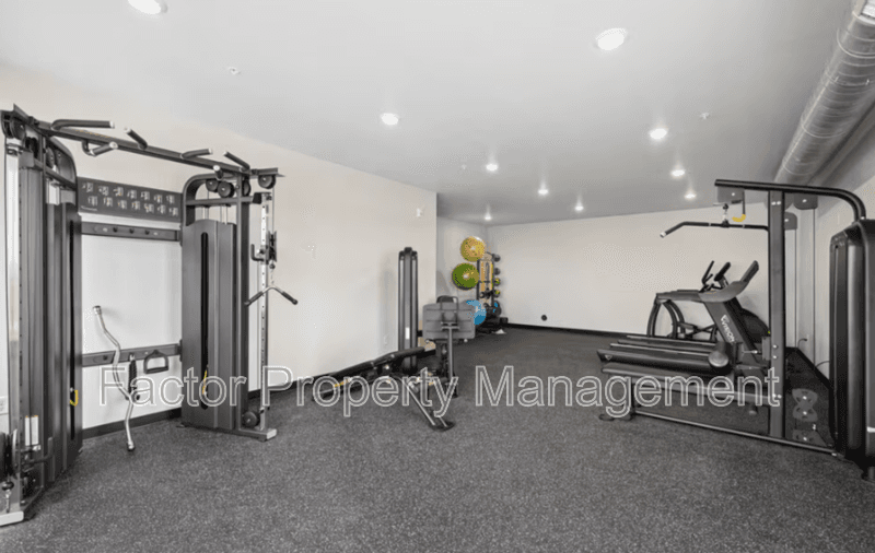 North Mankato Condo: 2090 Carlson Dr.