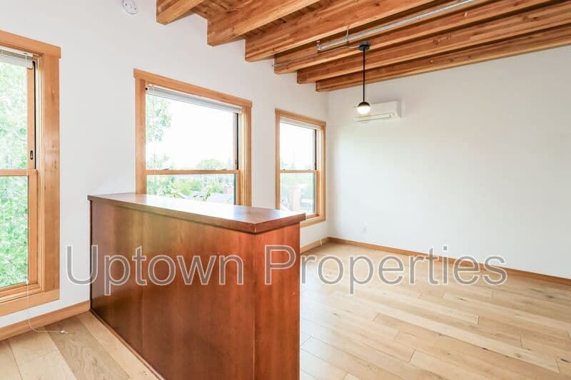 Portland House: 1515 N ROSA PARKS WAY