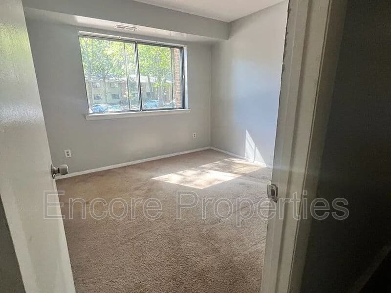 Raleigh Condo: 1299 Schaub Drive