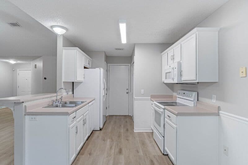 Crestview House: 3014 La Salle Court