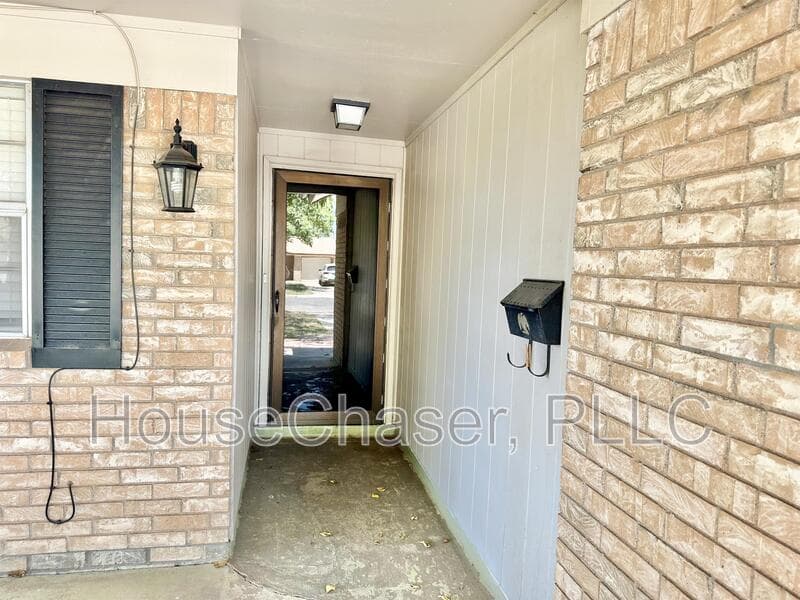 Lubbock House: 5515 18th Street
