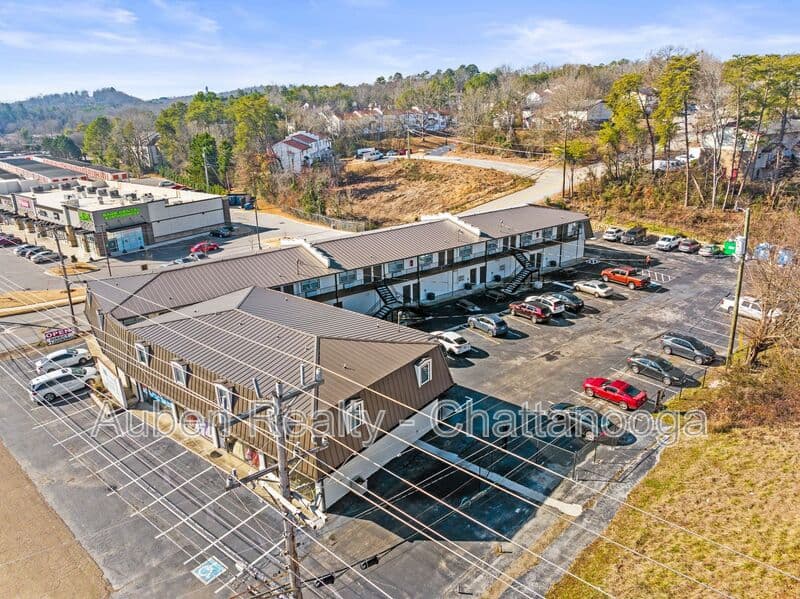 Hixson Condo: 5519 HIGHWAY 153 APT N