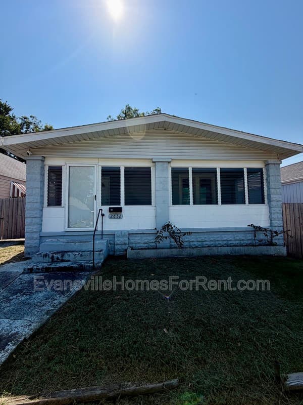 Evansville House: 2832 Dennison Street