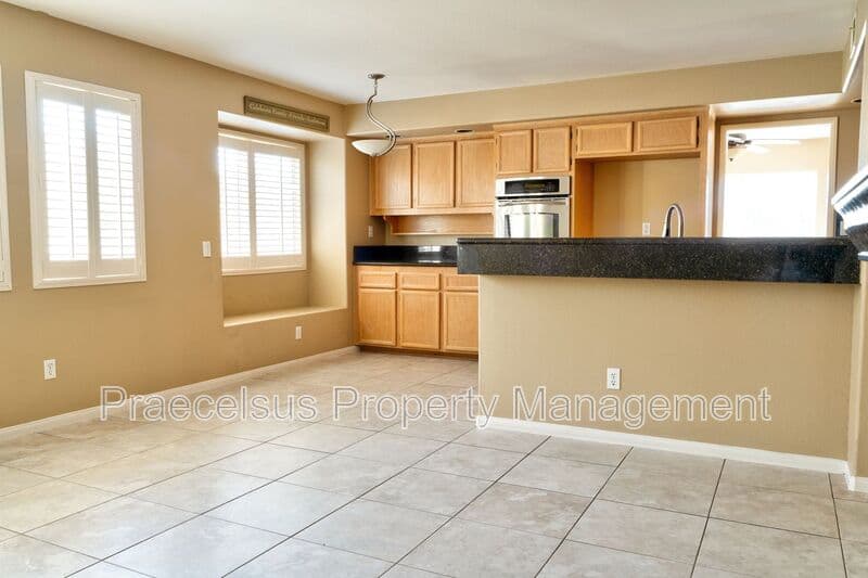 Chula Vista House: 978 Norella St