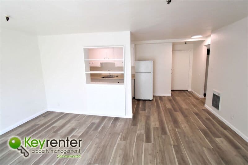 Sacramento House: 2320 P Street