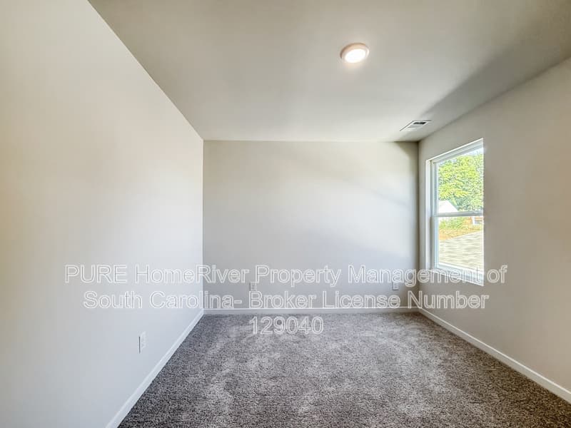 Spartanburg House: 491 Sundown Dr