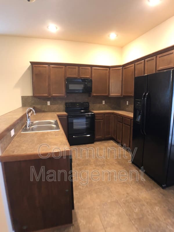 Denham Springs House: 13838 Ponderosa Dr