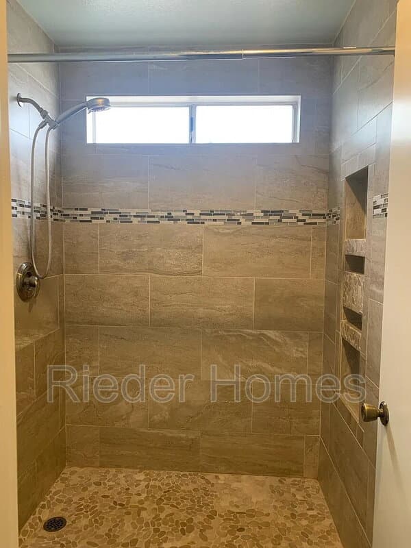Chula Vista House: 1931 Rue Michelle
