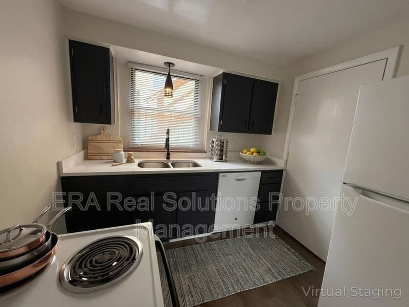 Columbus Condo: 221 Dana Ave.