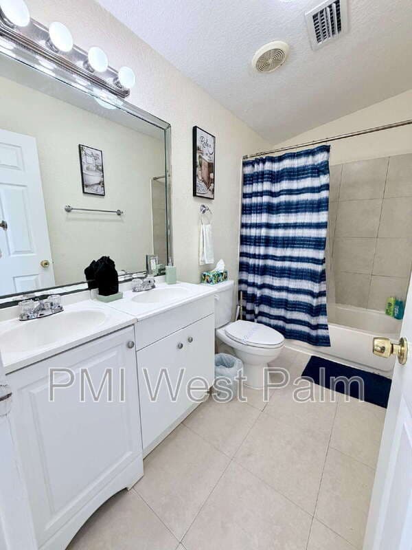 West Palm Beach Condo: 716 21st St