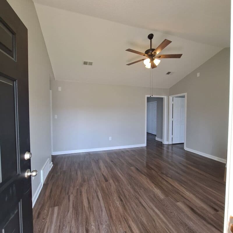 Southaven House: 7849 Mary Payton Dr