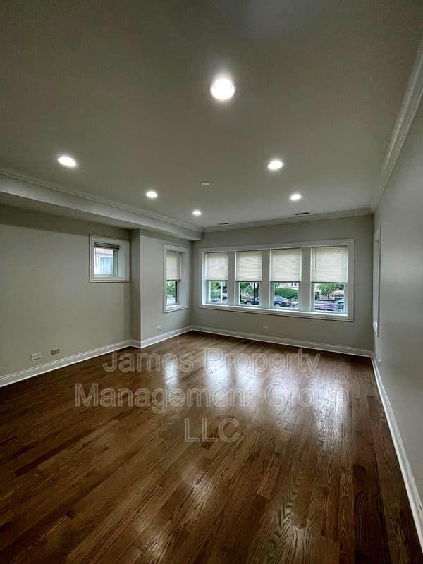 Chicago Condo: 4819 N. Kenneth Unit # 1