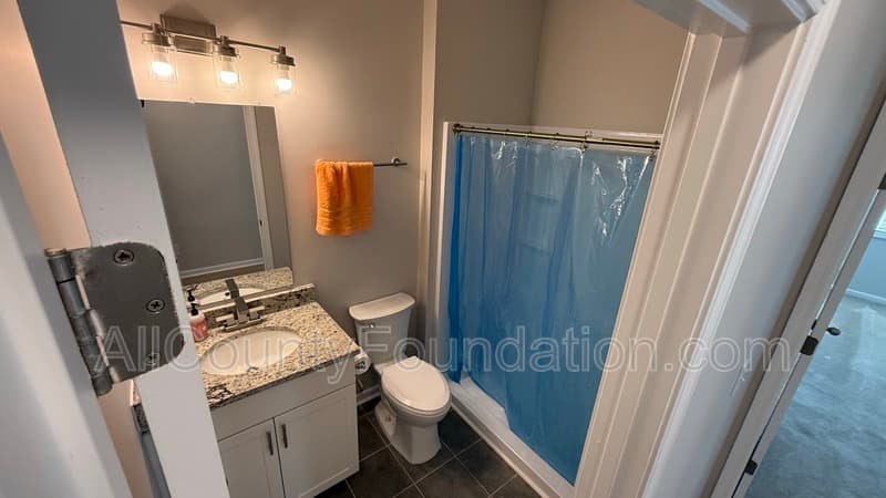 Summerville House: 2512 Hummingbird Lane