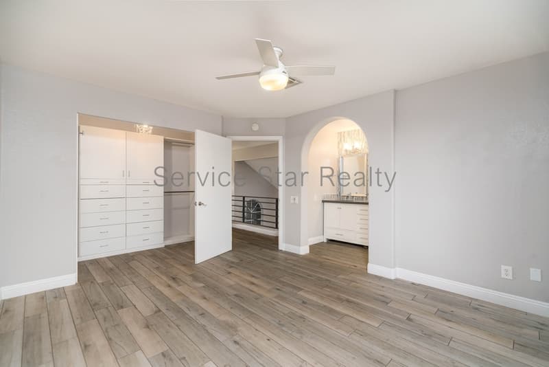Phoenix House: 3924 E Orchid Ln
