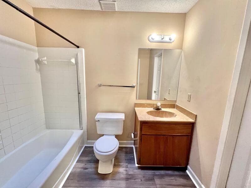 Fort Walton Beach Condo: 421 Hollywood Blvd E