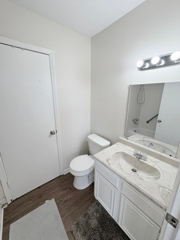 Columbia Townhome: 240 Jamil Rd