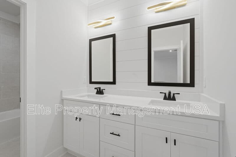 Braselton Townhome: 39 Peony Street