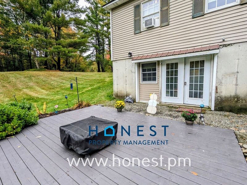 Winslow Condo: 235 South Pond Road