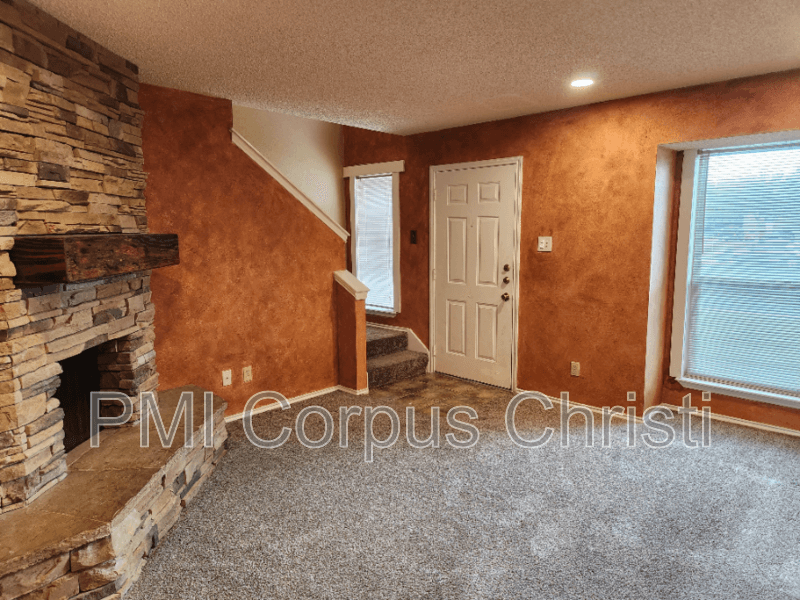 Corpus Christi Condo: 6702 Everhart Rd