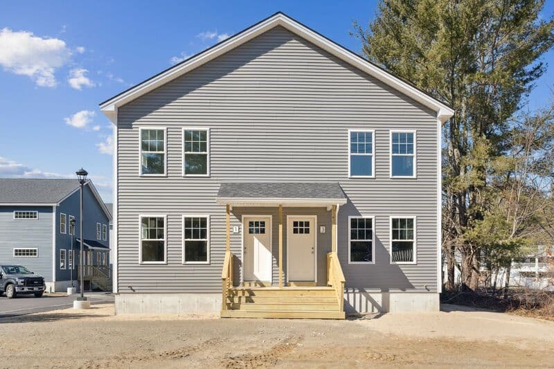 Kennebunk Condo: 17 Legacy Lane