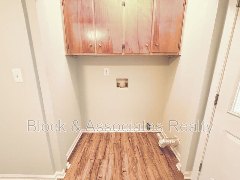 Randleman Condo: 308 Reece Ave