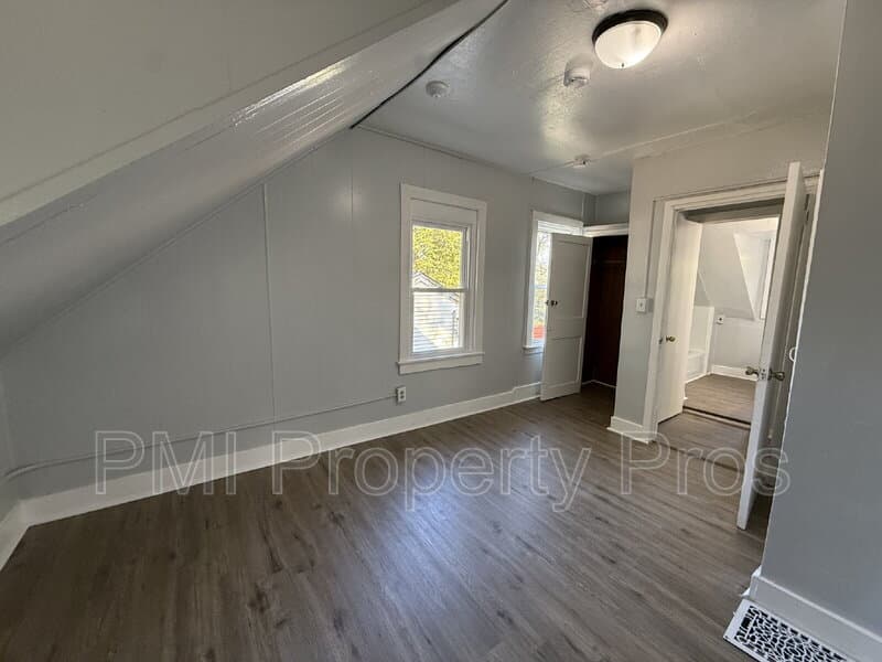 Milwaukee Condo: 4326A North 39th Street