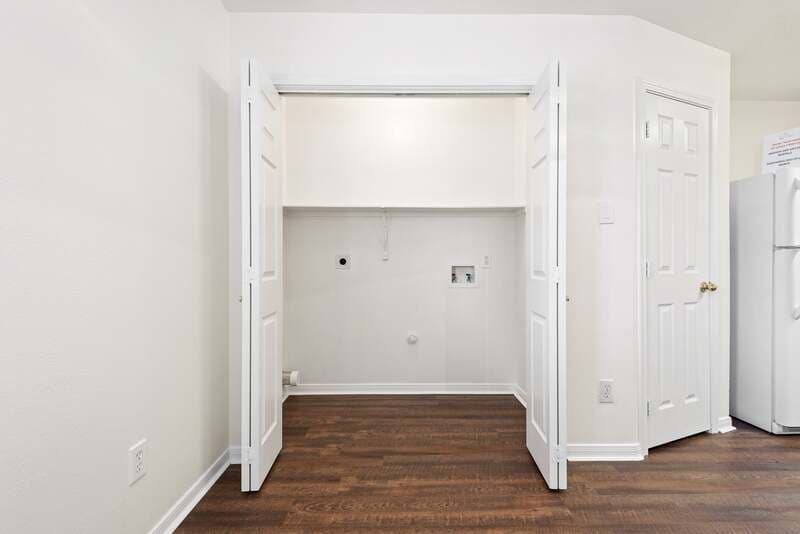 Dickinson Townhome: 2125 Aruba Calle