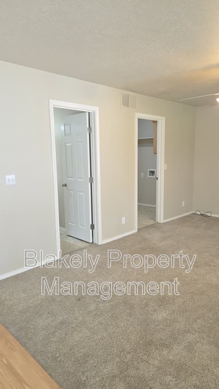 Nampa House: 72 N. Pleasant Hill Dr.