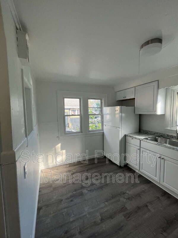 Rochester Condo: 294 Carter St (Apt 2)