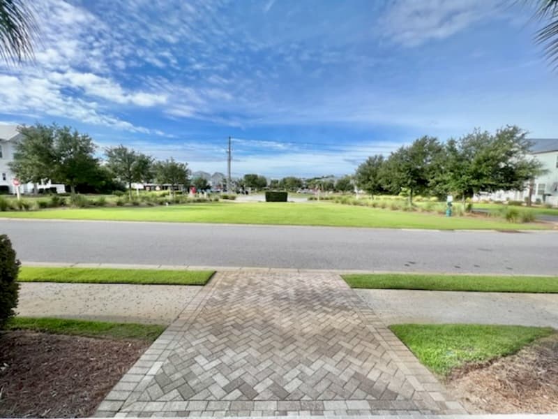 Watersound House: 15 East Milestone Drive