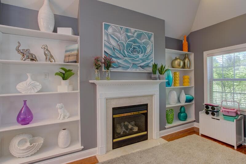 Lancaster House: 1007 Croft Drive