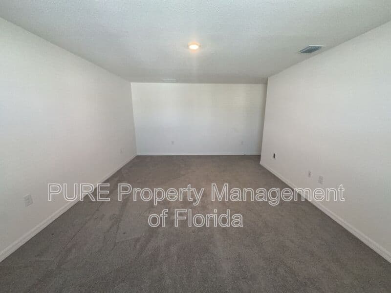 Ocala House: 5527 SW 43rd Ct
