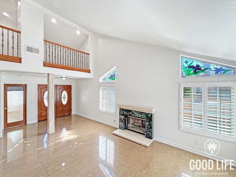 Spring Valley House: 10194 Diamond Head Ct