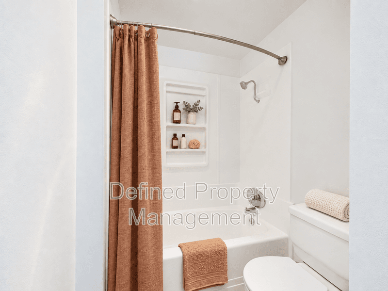 Sherman Oaks Condo: 4600 WILLIS AVE